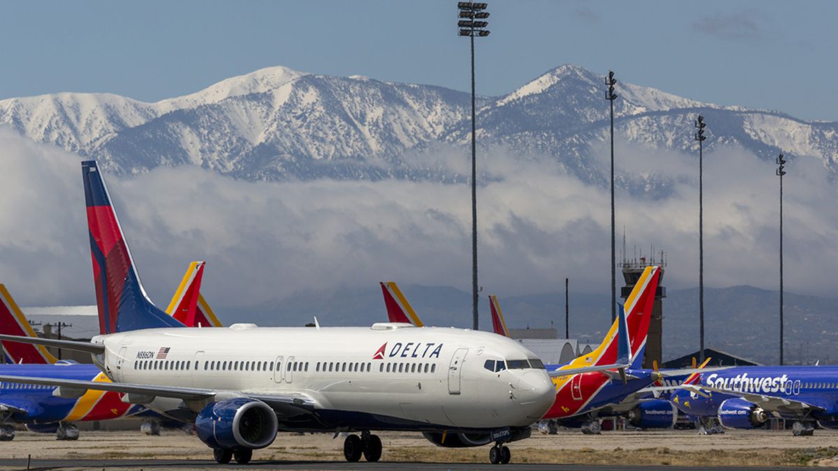 Společnost Delta Airlines bude účtovat neočkovaným zaměstnancům 200