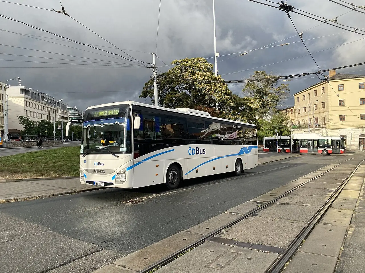 ČD Bus před hlavním nádražím v Brně © LukePolicka/ wikipedie